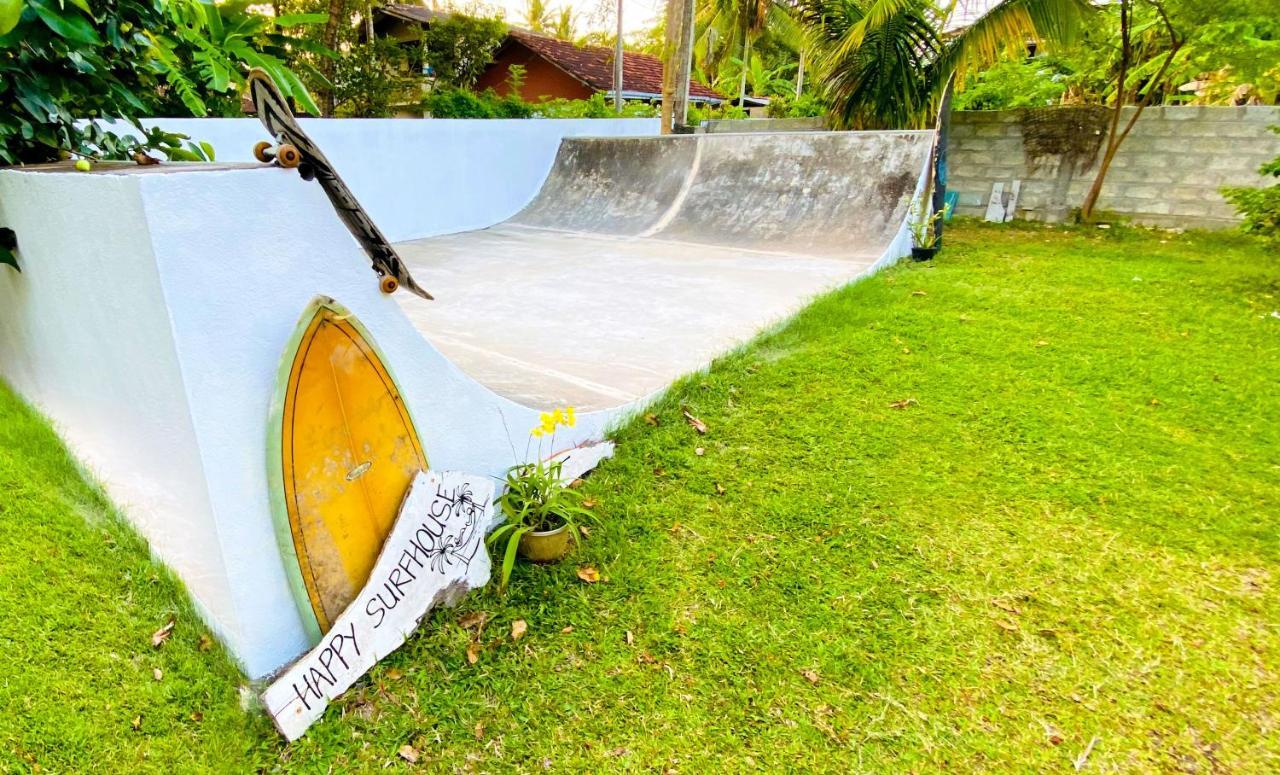 Madiha Surf House Lanka Hotell Matara Exteriör bild